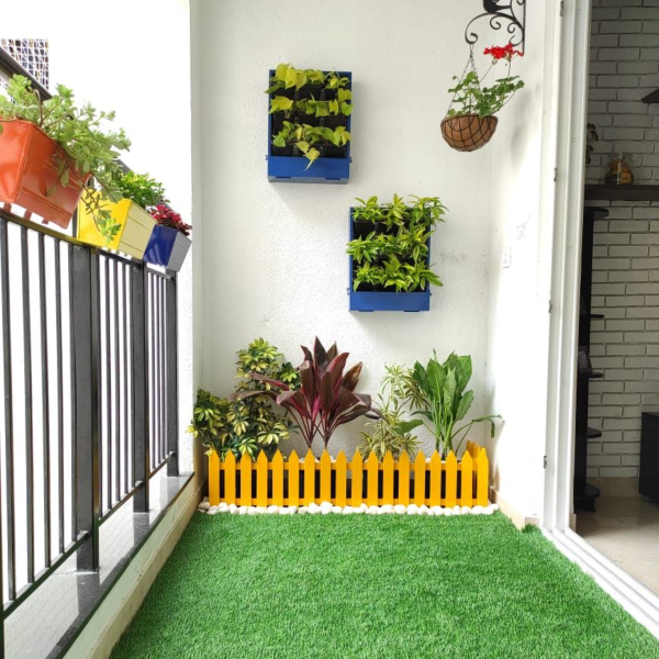 small-balcony-garden-design-india